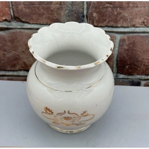 Antique Vase K.T.&K. Co. Semi Vitreous Porcelain Vase Toothbrush Holder - Picture 2 of 7